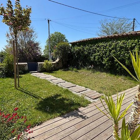Maison De Charme Avec Jardin Et Terrasse Camblanes-et-Meynac Exterior foto